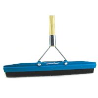 Grandi Brush – 18” Carpet Pile Brush with Handle A56551